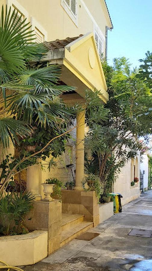 Rooms And Apartments Palma B&B Medulin Buitenkant foto